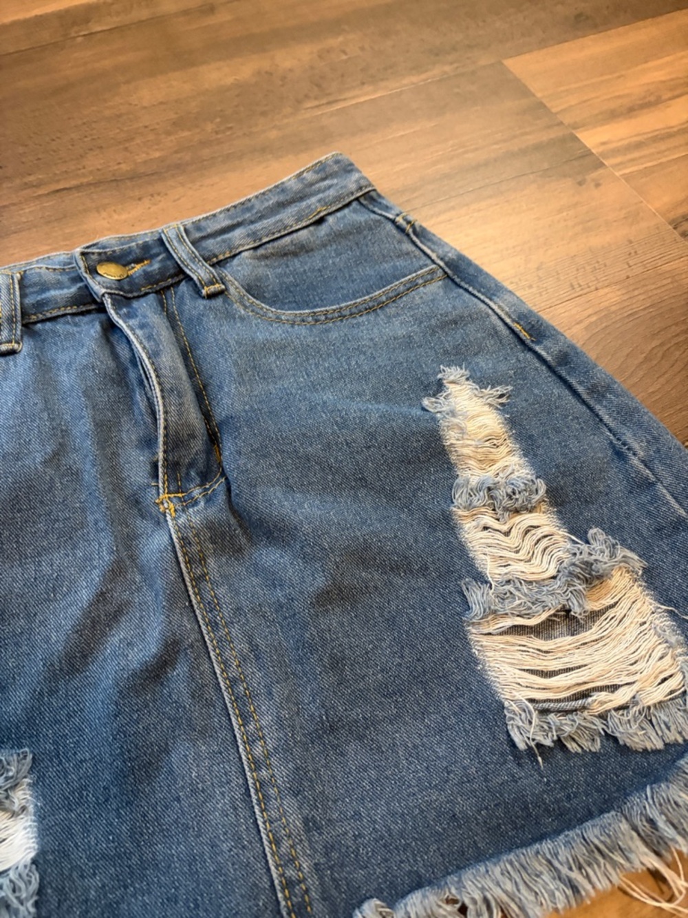 SHEIN Blue Distressed Denim Mini Skirt with Frayed Hem Womens Size Small - Picture 4 of 9